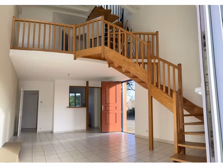 saint saturnin maison de ville triplex