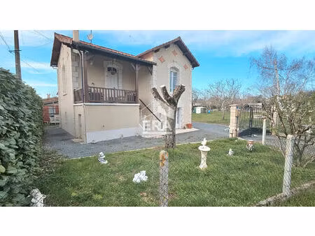 maison saint front de pradoux 4 pièce(s) 82.07 m2