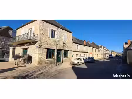 immeuble 300 m² le vignon-en-quercy