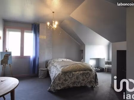 maison 7 pièces 180 m²