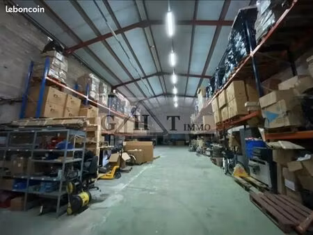 local bureaux 1 169 m²