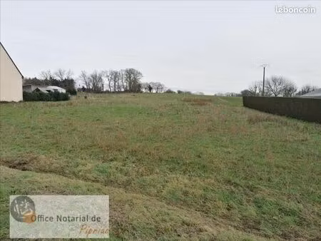 terrain 2548 m² bruc-sur-aff