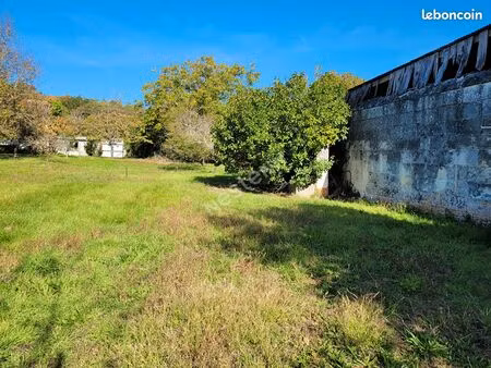 terrain 1328 m² loches