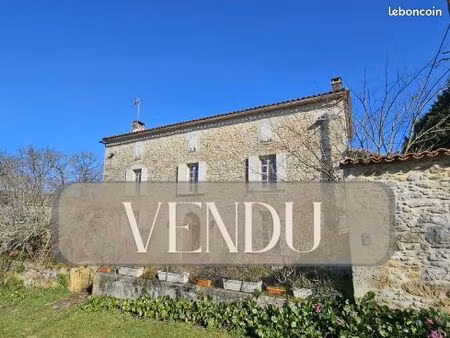 propriété 8 pièces 252 m²