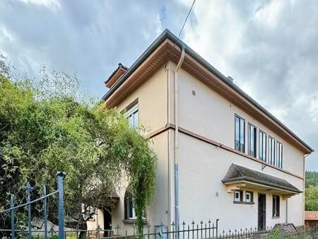 maison 10 pièces 273 m²