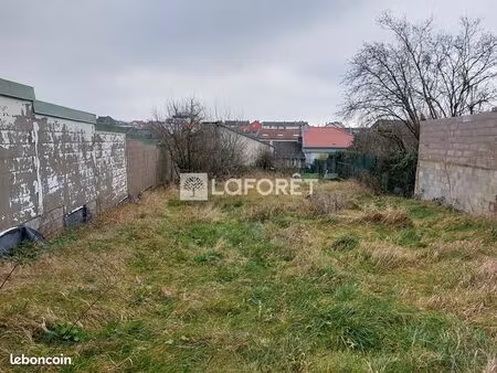 terrain 15 pièces 350 m²
