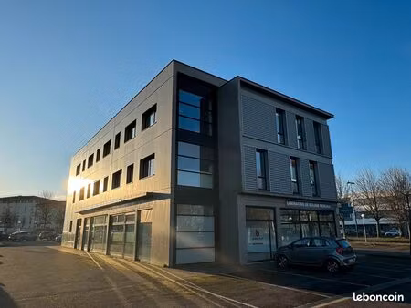 bureaux 326 m² metz