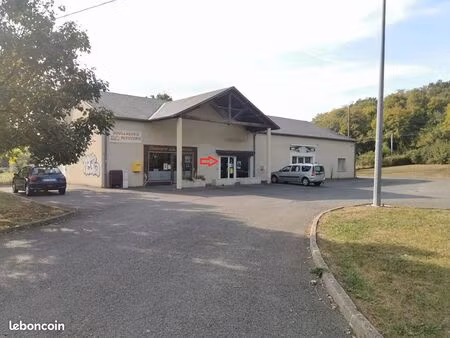 local commercial 233 m² chaulgnes