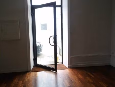 bureau ou local commercial à louer