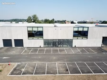 a louer entrepot 420 m²