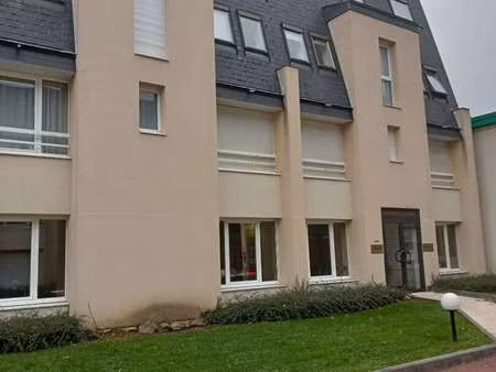 vente bureaux et commerces à épron (14610) : à vendre / 320m² épron