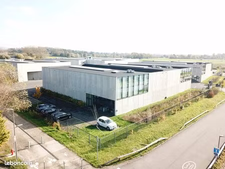 a louer entrepot 797 m²