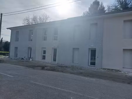 location garage 12 m² à nivolas-vermelle (38300)