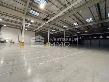 local indépendant de logistique a louer sur montelimar divisible a partir de 7200m2