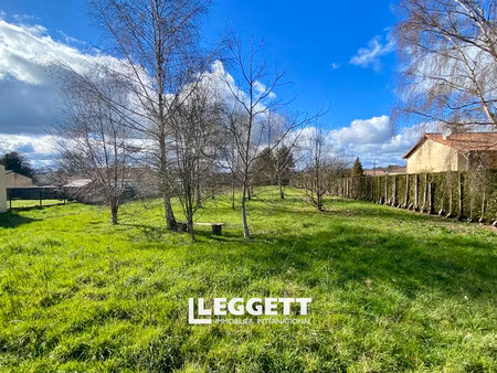 terrain nan pièce(s)  rochechouart