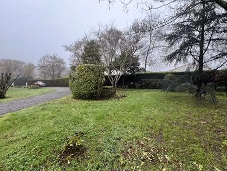 vente terrain à chaumes-en-retz (44320) : à vendre / chaumes-en-retz