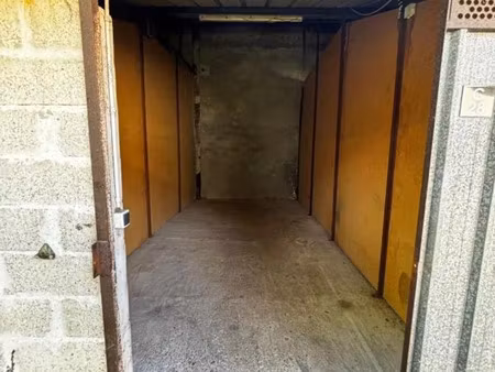 location local commercial 13m2 messanges 40660 - 126 € - surface privée