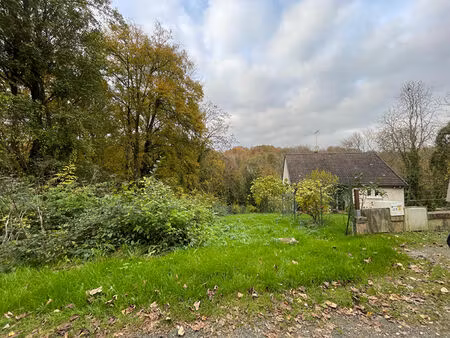 terrain constructible de 1056 m² à vendre à fontaine-le-port ? orientation sud