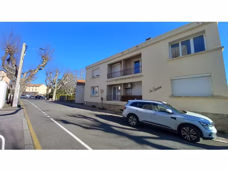 grand appartement t3 64 m2 + 2 caves .