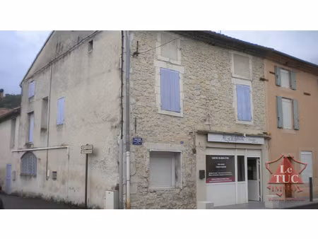 vente d'un immeuble avec un appartement et un local professi