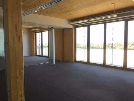 location commerce maxeville 464 m²