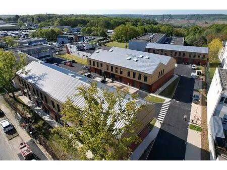 vente entrepôt / local d'activités marcoussis 846 m²