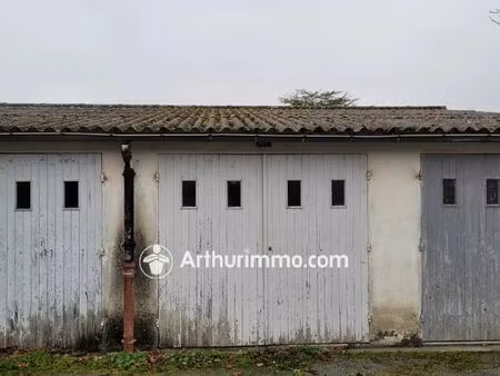 vente garage 18 m2 à saint-jean-d'angély