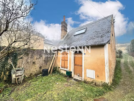 jolie maison comprenant une chambre à finir de rénover à montval-sur-loir (72500)