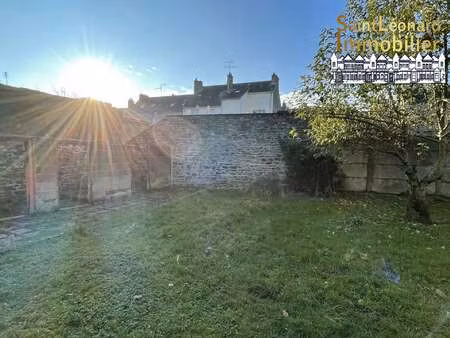 vente terrain à fougères (35300) : à vendre / 218m² fougères