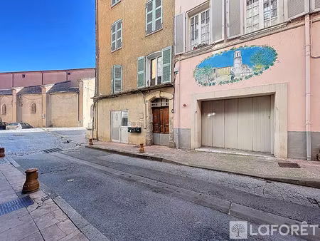 location local commercial / bureau - 52 m² - le luc-en-provence