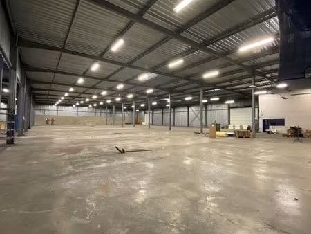 vente entrepôt / local d'activités blanquefort 4 285 m²