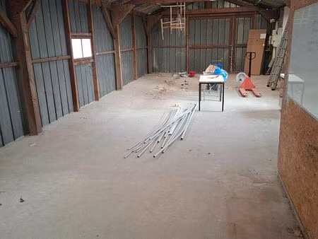 location local d'activités lesneven 120 m²
