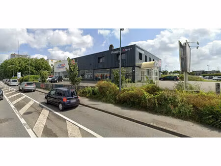 local commercial 500 m2