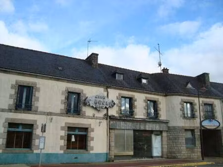 vente immeuble à cléguérec (56480) : à vendre / 350m² cléguérec