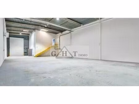 location local industriel 322 m² à torcy (77200)