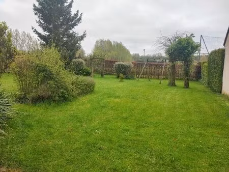 terrain à bâtir de 651m² dans un cadre paisible !