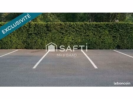 2 places de parking centre castelginest prix negociable 6500 € l'unité