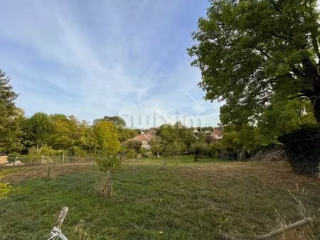 exclusivité! terrain constructible arboré de 1228 m2