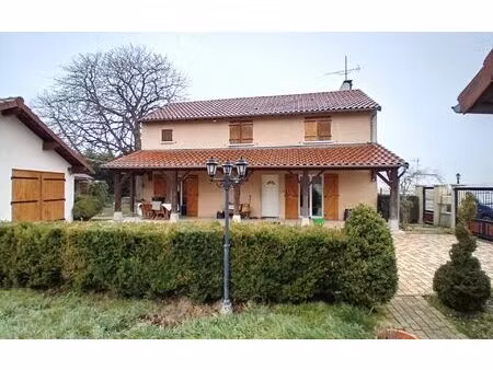 maison chevroux m² t-4 à vendre  290 000 €