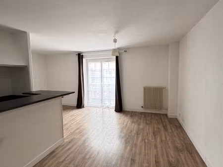 en exclusivité - rochefort en yvelines - beau studio dans ré