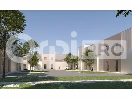 local d'activité 143 m²