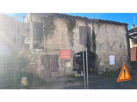 construction à rénover 110m2 15000 à debattre