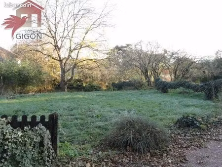 terrain 792 m² vieux-charmont