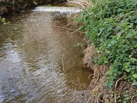 terrain de loisirs et de pêche
