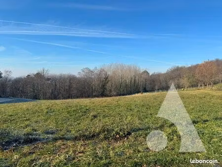 terrain 1 918 m² marcillac saint quentin