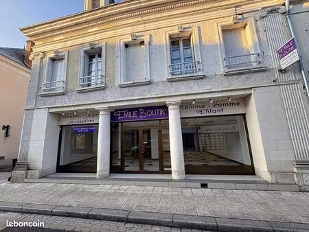 local commercial 155 m²