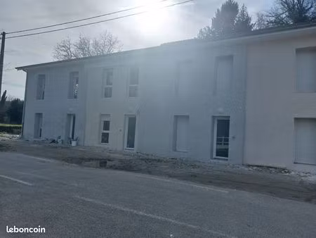 parking/box 12 m² nivolas-vermelle