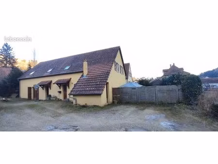 maison 10 pièces 197 m²