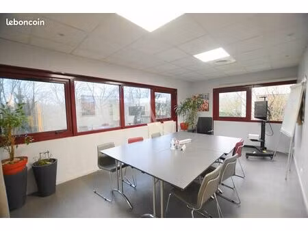 bureaux 135 m² pontoise