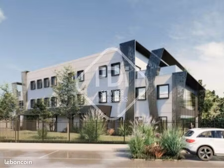 bureaux 1309 m² bessan